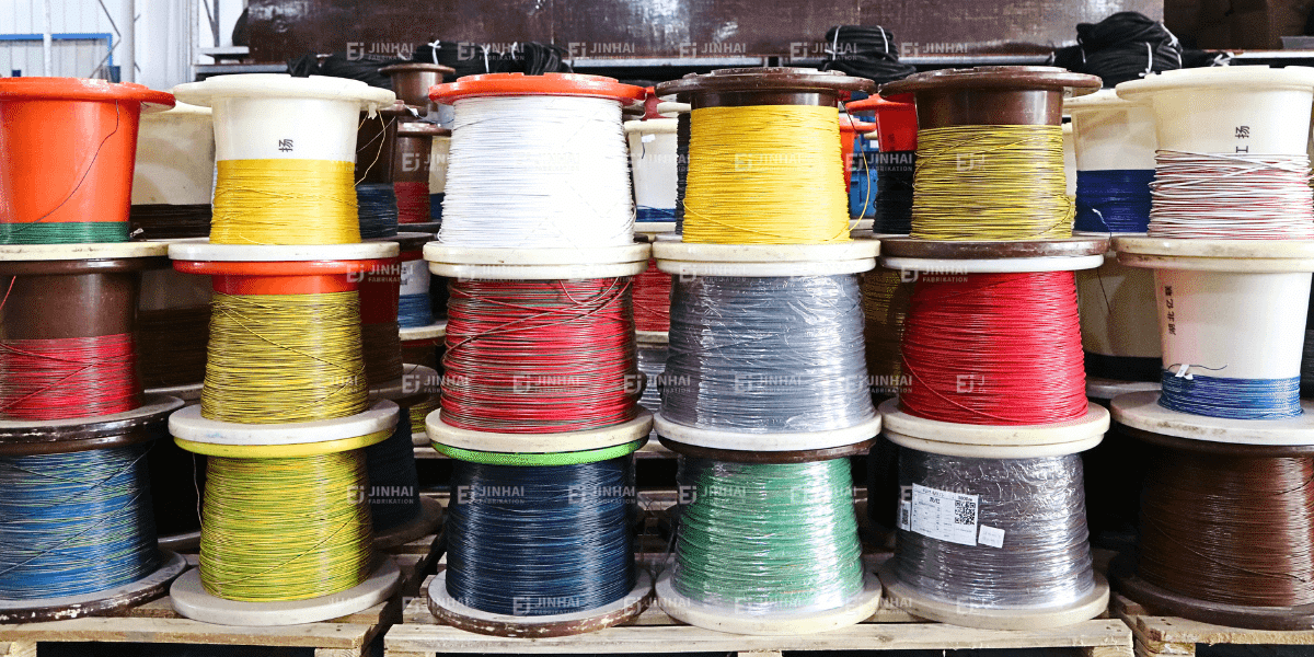 Selongsong dan Label Khusus